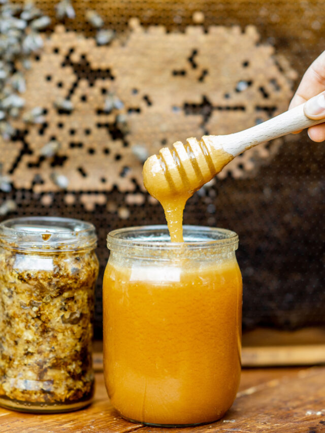 How To Find The Best Organic Raw Honey (That Actually Is)